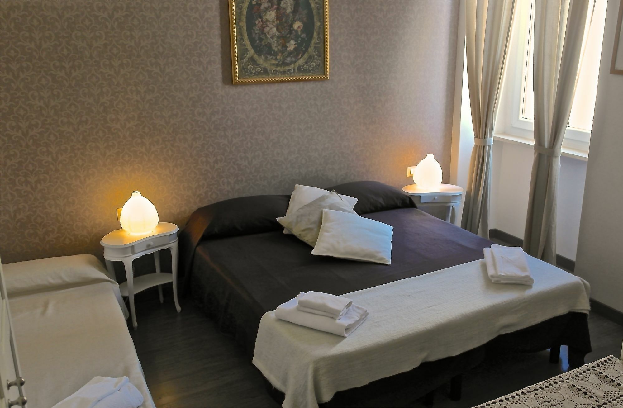 Guest House Casa Vicenza ローマ エクステリア 写真